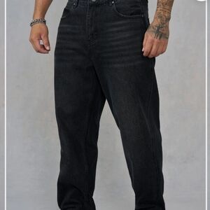 YoungLA Straight Cut Jeans - M